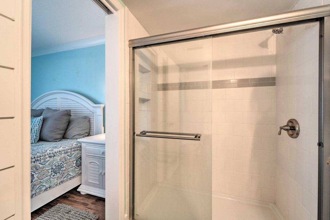 Bright Carolina Beach Condo - Walk To Shore! Εξωτερικό φωτογραφία