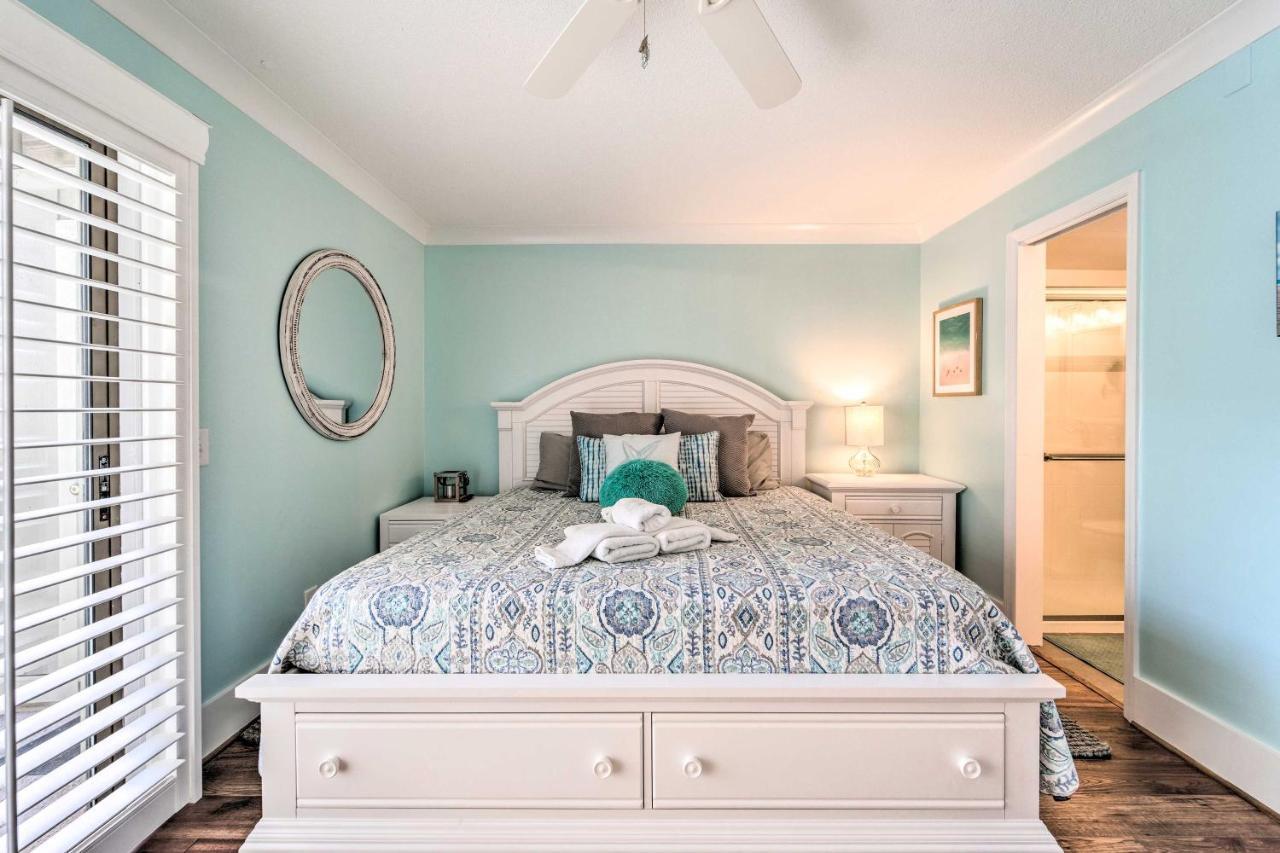 Bright Carolina Beach Condo - Walk To Shore! Εξωτερικό φωτογραφία